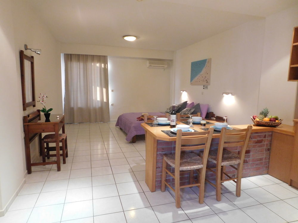Athina Inn Hersonissos  Exterior photo